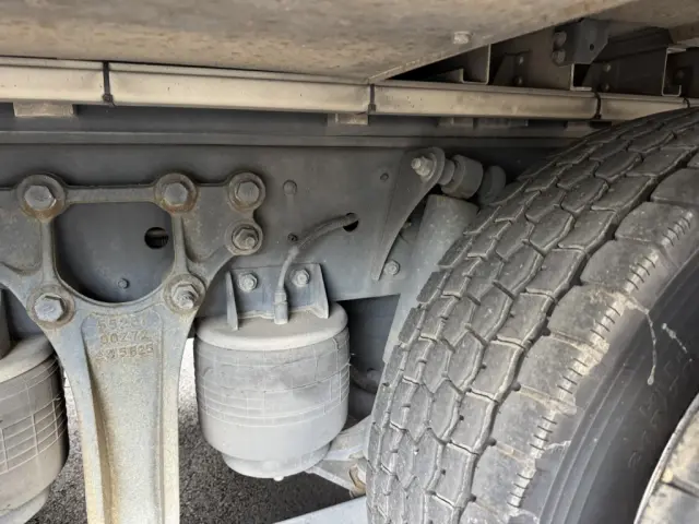 ＵＤ クオン QKG-CG5ZE(8x4)の写真26