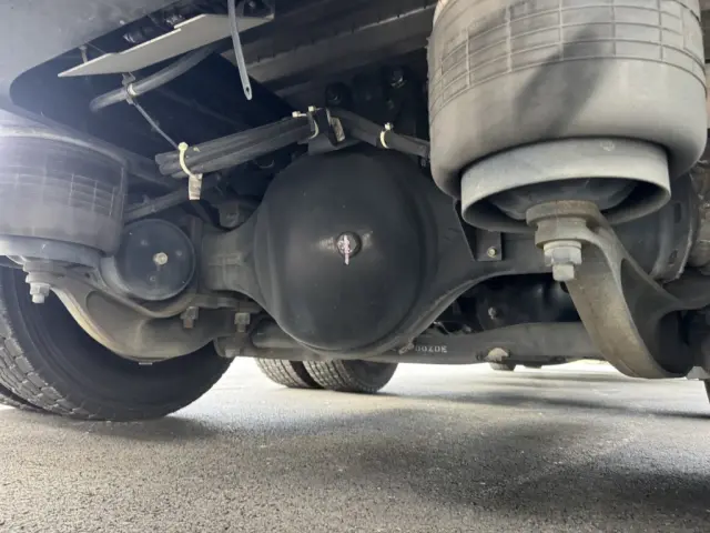 ＵＤ クオン QKG-CG5ZE(8x4)の写真27