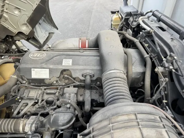 ＵＤ クオン QKG-CG5ZE(8x4)の写真45