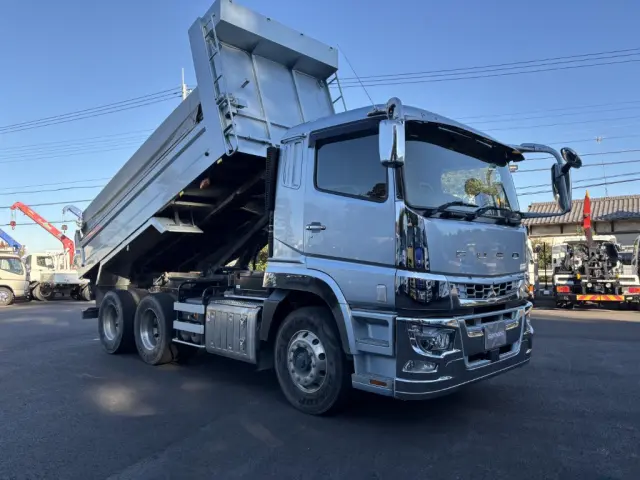 三菱 スーパーグレート 2PG-FV70GX(6x4)の写真2