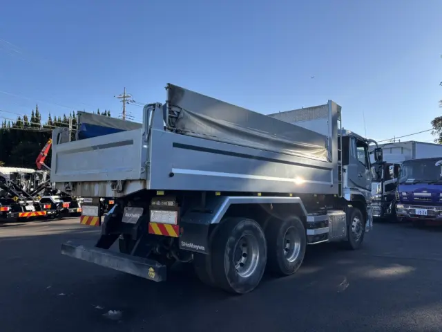 三菱 スーパーグレート 2PG-FV70GX(6x4)の写真3