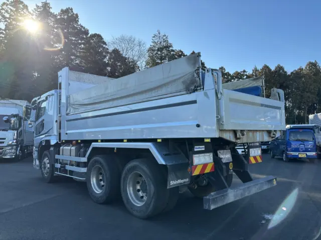 三菱 スーパーグレート 2PG-FV70GX(6x4)の写真4