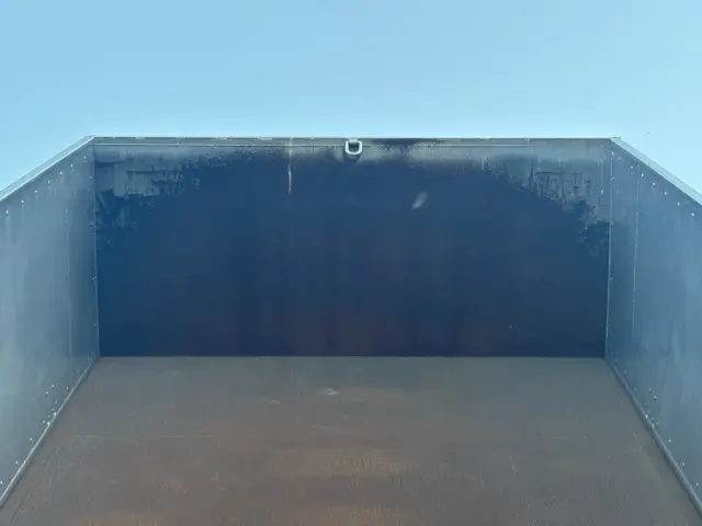 いすゞ ギガ QPG-CYM77BM(6x2)の写真11