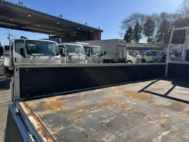 三菱 キャンター 2PG-FEB80(2WD)の写真10