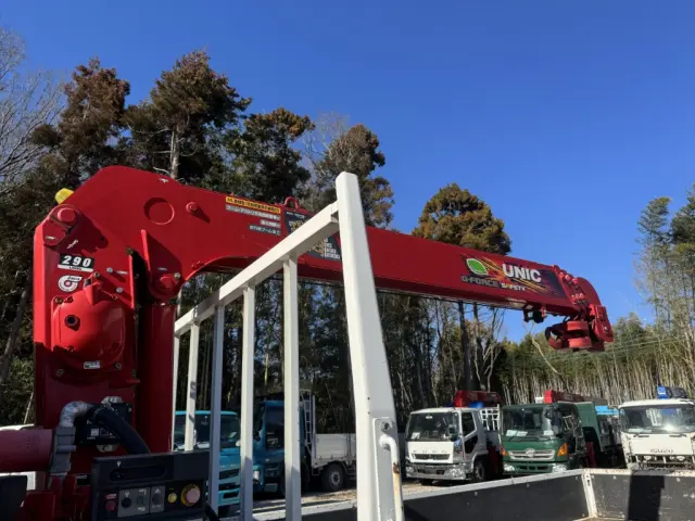 三菱 キャンター 2PG-FEB80(2WD)の写真14