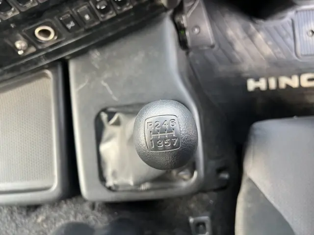 日野 プロフィア QPG-FW1EXEG(8x4)の写真28