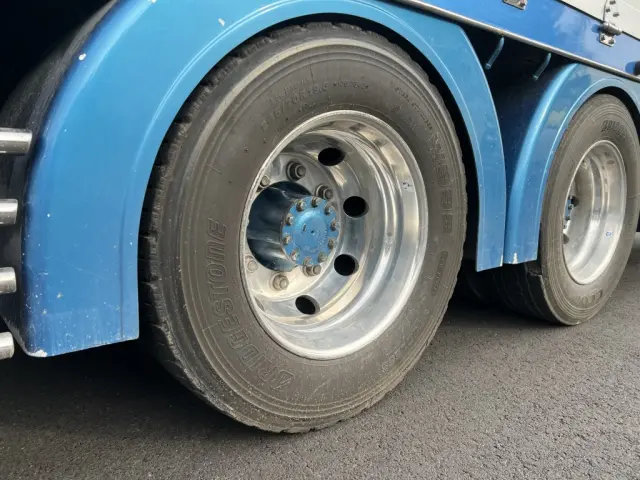 日野 プロフィア QPG-FW1EXEG(8x4)の写真40