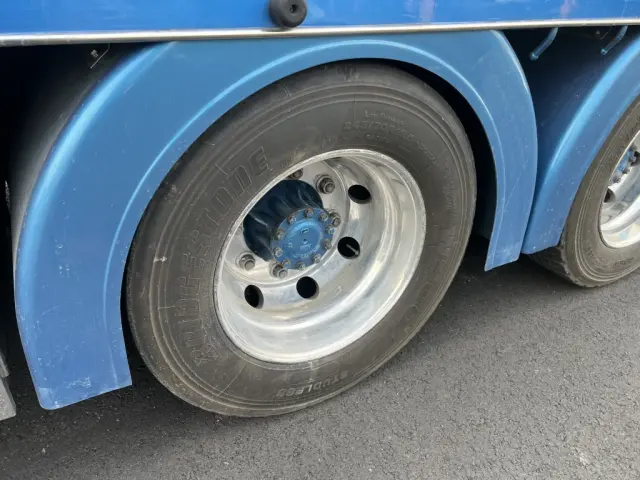 日野 プロフィア QPG-FW1EXEG(8x4)の写真42