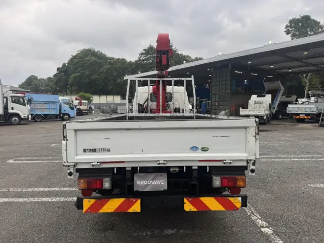一見しただけでは分からない車両の状態を徹底的に明らかにする入庫検査の技術には、自信があります。|日野 デュトロ 2PG-XZU652F(2WD)の写真10