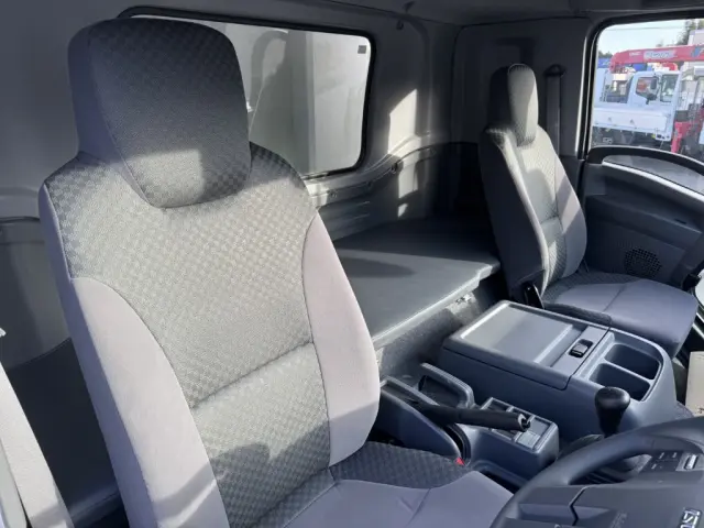 いすゞ フォワード 2RG-FRR90S2(未入力/関係無)の写真27