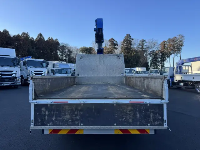 いすゞ エルフ TKG-NPR85AR(2WD)の写真9