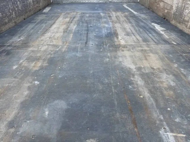 いすゞ エルフ TKG-NPR85AR(2WD)の写真12