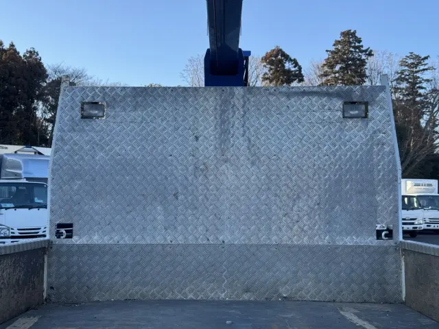 いすゞ エルフ TKG-NPR85AR(2WD)の写真13