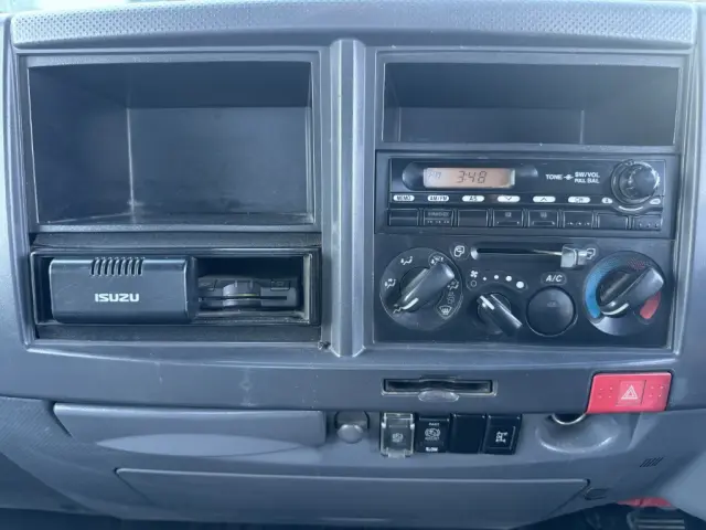 いすゞ エルフ TKG-NPR85AR(2WD)の写真34