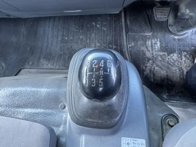 いすゞ エルフ TKG-NPR85AR(2WD)の写真38