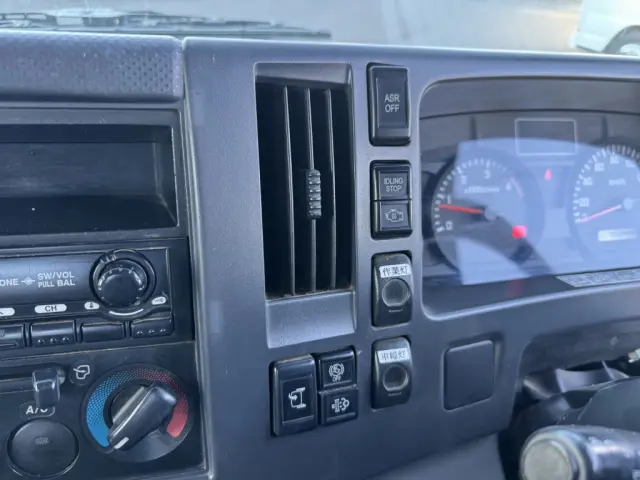 いすゞ エルフ TKG-NPR85AR(2WD)の写真38