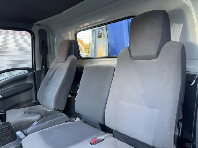 いすゞ エルフ TKG-NPR85AR(2WD)の写真40