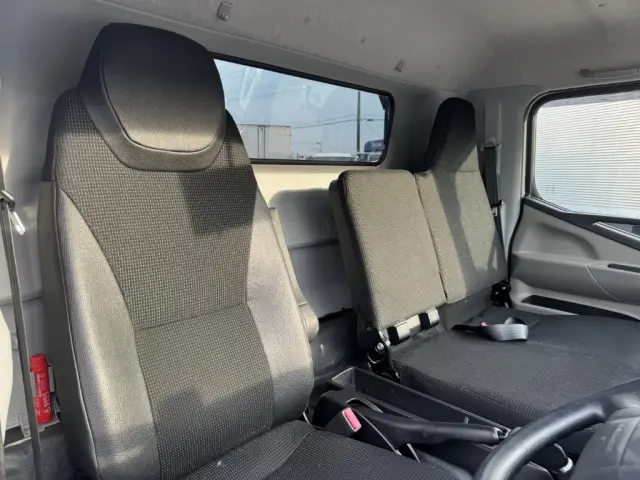 三菱 キャンター 2PG-FEB80(2WD)の写真29