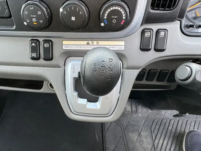 三菱 キャンター 2PG-FEB80(2WD)の写真36