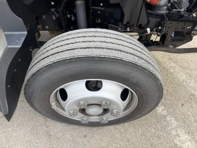 三菱 キャンター 2PG-FEB80(2WD)の写真45