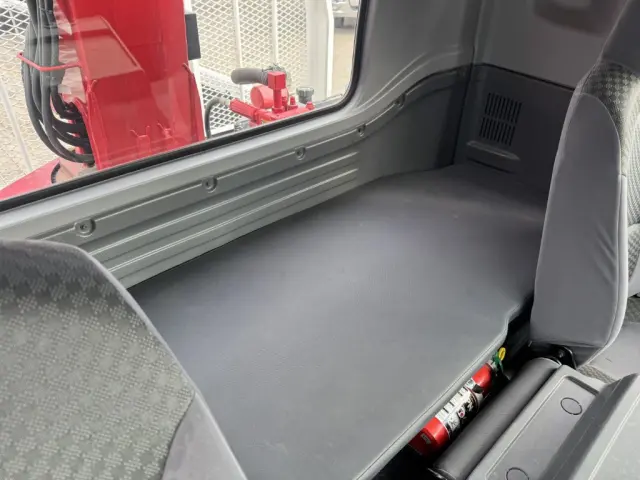 いすゞ フォワード 2RG-FRR90S2(未入力/関係無)の写真38