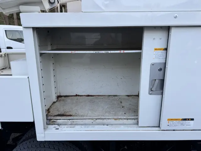 いすゞ エルフ TPG-NKS85AN(4WD)の写真10