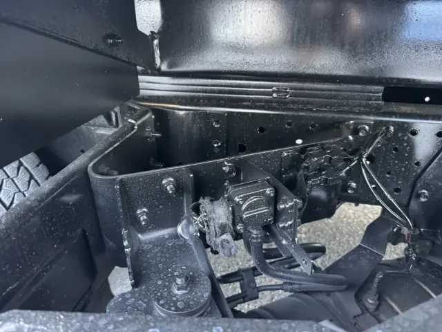 いすゞ エルフ TPG-NKS85AN(4WD)の写真28