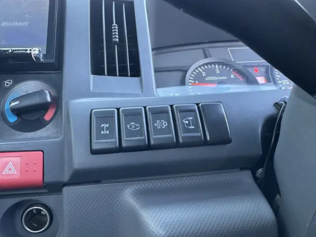 いすゞ エルフ TPG-NKS85AN(4WD)の写真36