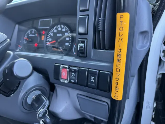 いすゞ エルフ TPG-NKS85AN(4WD)の写真37