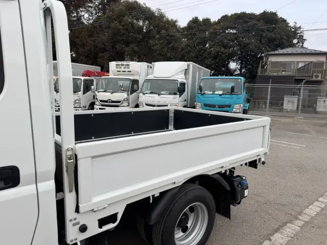 三菱 キャンター 2RG-FBA20(2WD)の写真7