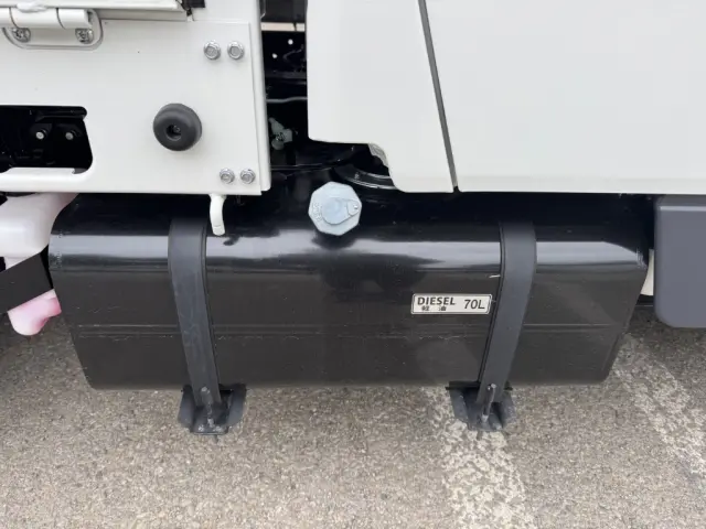 三菱 キャンター 2RG-FBA20(2WD)の写真20