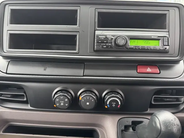 三菱 キャンター 2RG-FBA20(2WD)の写真24