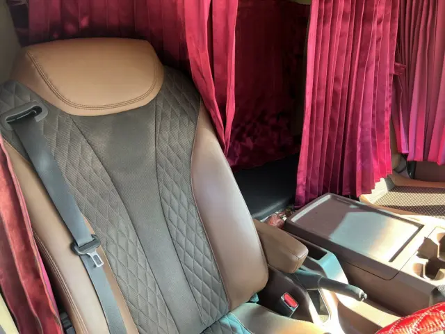 日野 レンジャー 2KG-FD2ABA(未入力/関係無)の写真32