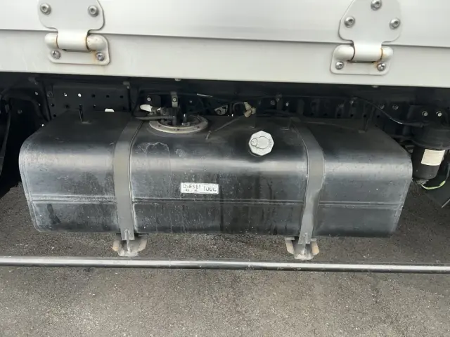 三菱 キャンター TKG-FEA80(2WD)の写真23