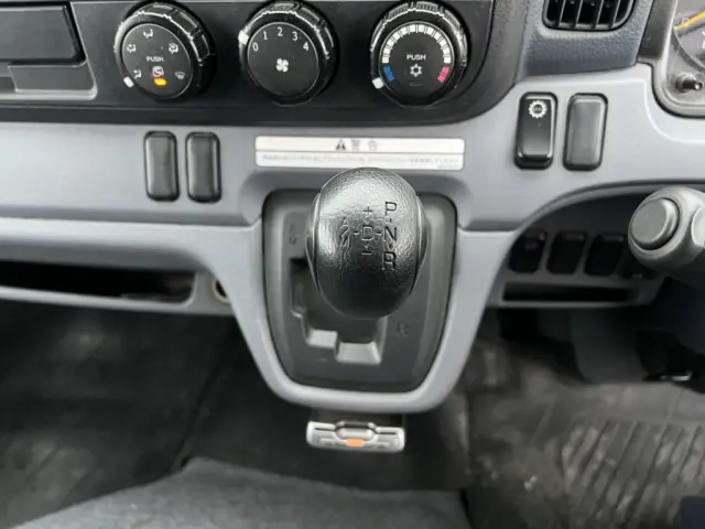 三菱 キャンター TKG-FEA80(2WD)の写真32