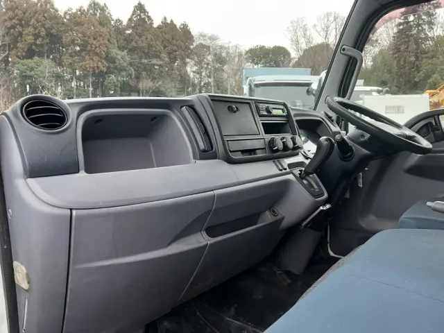 三菱 キャンター TKG-FEA80(2WD)の写真33