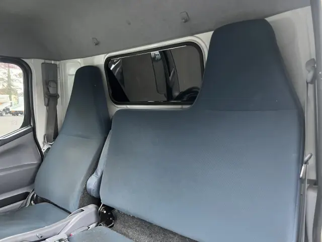 三菱 キャンター TKG-FEA80(2WD)の写真34