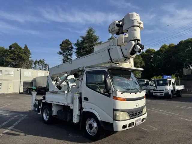 日野 デュトロ PB-XZU354E(2WD)の写真2