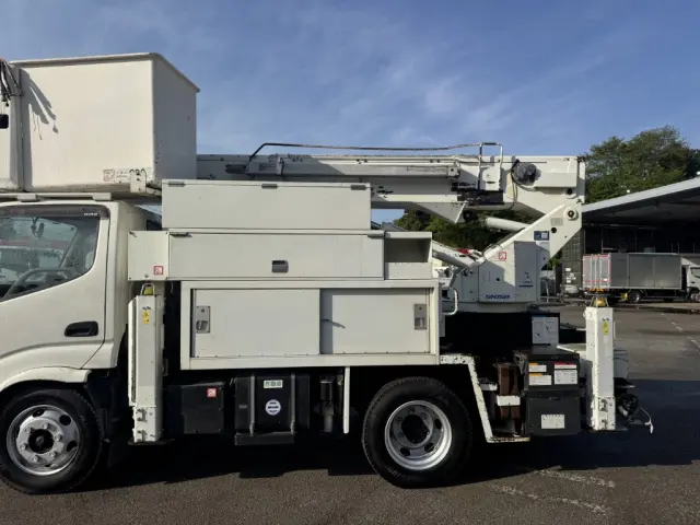 日野 デュトロ PB-XZU354E(2WD)の写真7