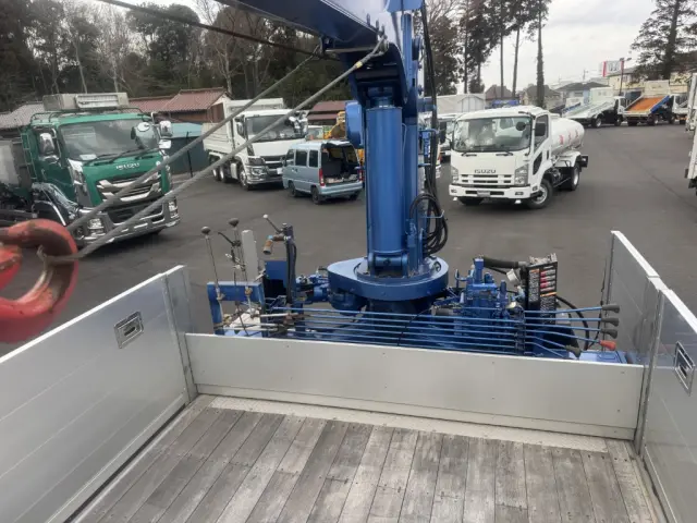 日野 レンジャー ADG-GK8JNWA(6x4)の写真9