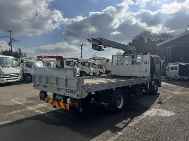 いすゞ エルフ SKG-NPR85YN(2WD)の写真3