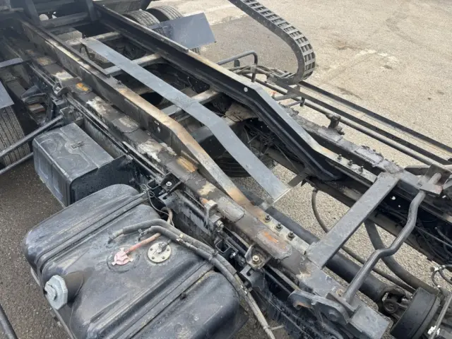 いすゞ エルフ SKG-NPR85YN(2WD)の写真16