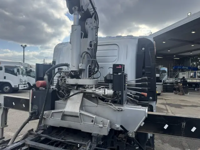 いすゞ エルフ SKG-NPR85YN(2WD)の写真18