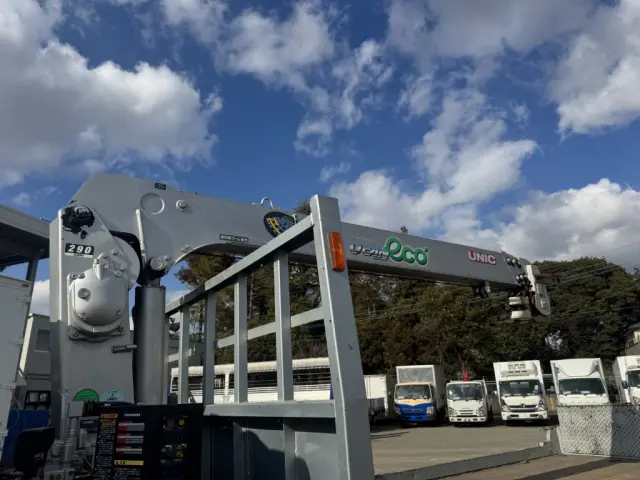 いすゞ エルフ SKG-NPR85YN(2WD)の写真22