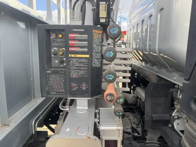 いすゞ エルフ SKG-NPR85YN(2WD)の写真27