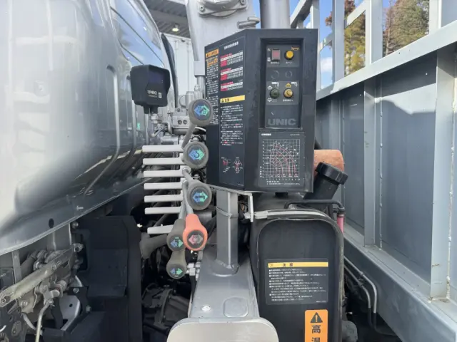 いすゞ エルフ SKG-NPR85YN(2WD)の写真28