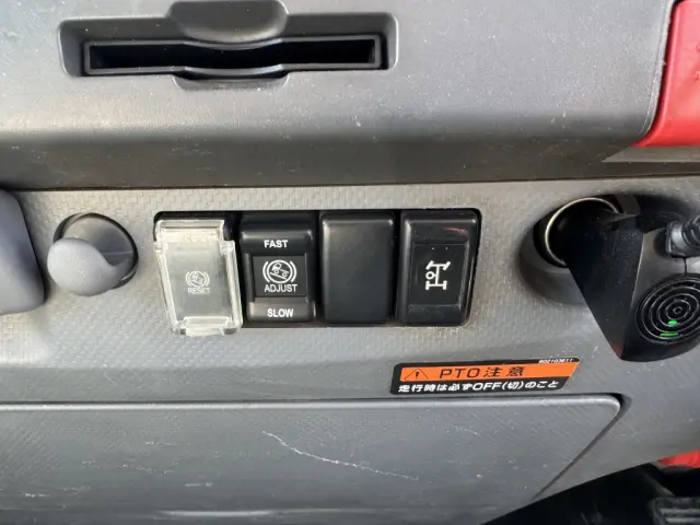 いすゞ エルフ SKG-NPR85YN(2WD)の写真41