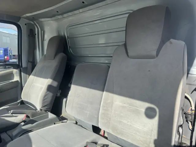 いすゞ エルフ SKG-NPR85YN(2WD)の写真46