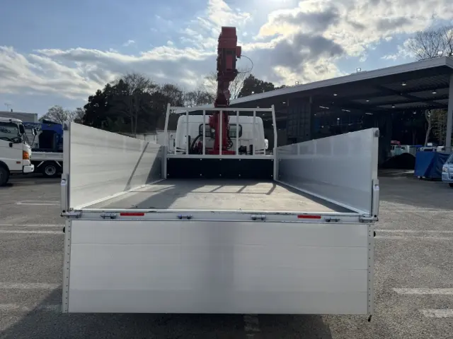 三菱 キャンター 2RG-FEB80(2WD)の写真9