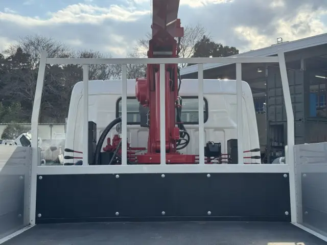 三菱 キャンター 2RG-FEB80(2WD)の写真13